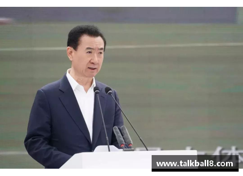 程峰：探索足球世界的新领航者